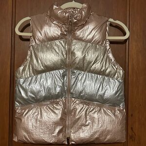 Zara Girls Tri-color metallic puffer vest size in excellent used condition